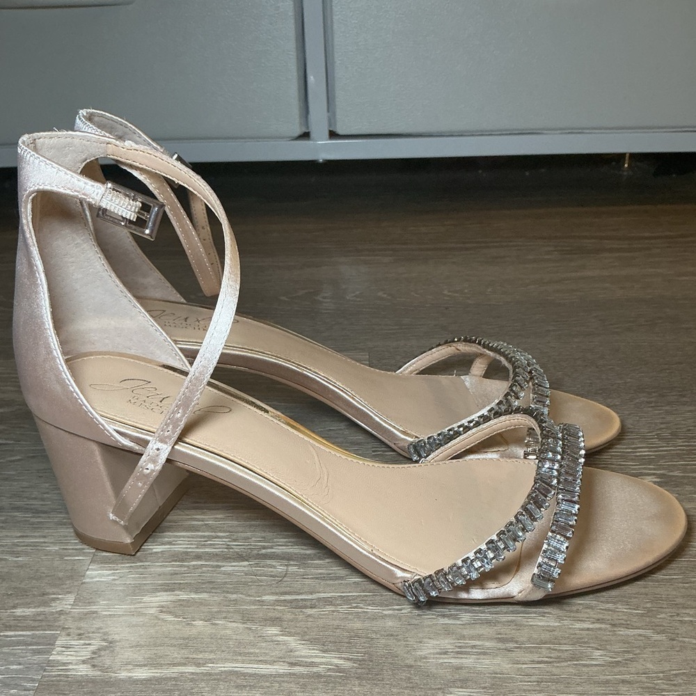 Elegant Pink Strappy Heels - Picture 3 of 7